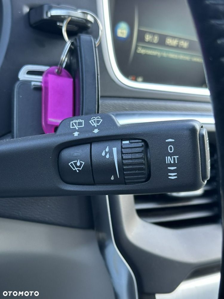 Volvo V40 - 19
