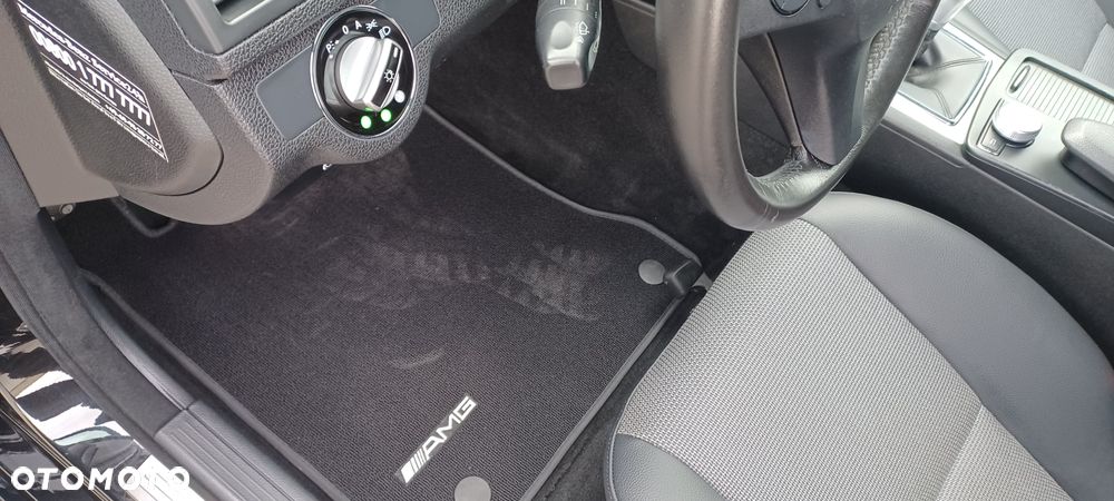 Mercedes-Benz Klasa C 200 Avantgarde Edition - 15