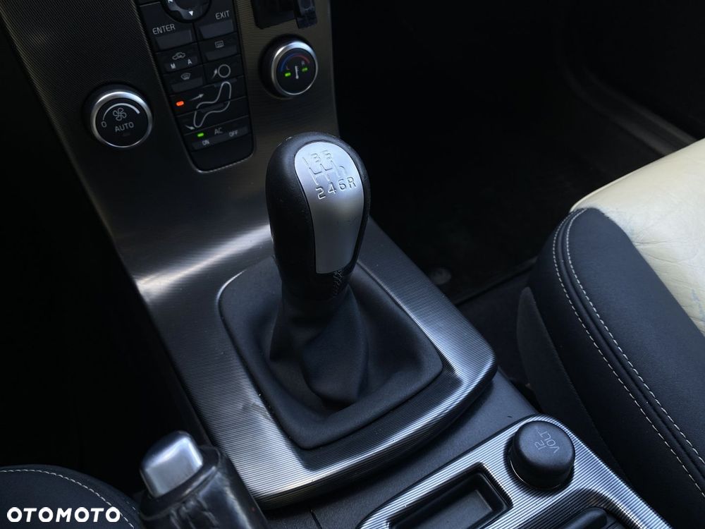 Volvo V50 - 13