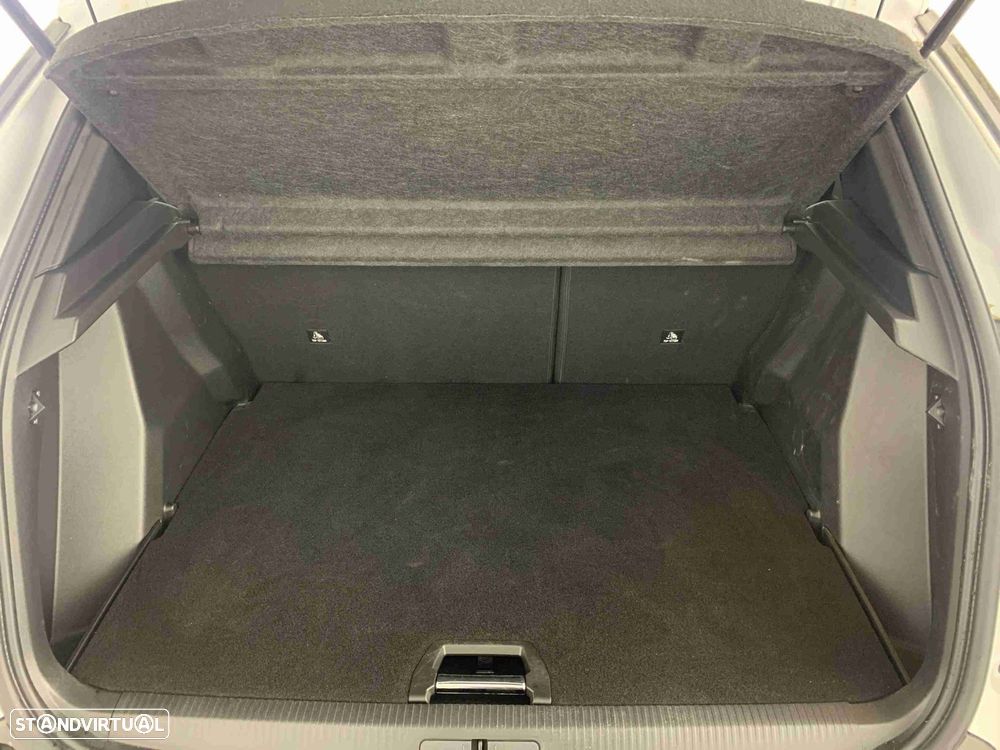 Peugeot e-2008 50 kWh Allure - 14