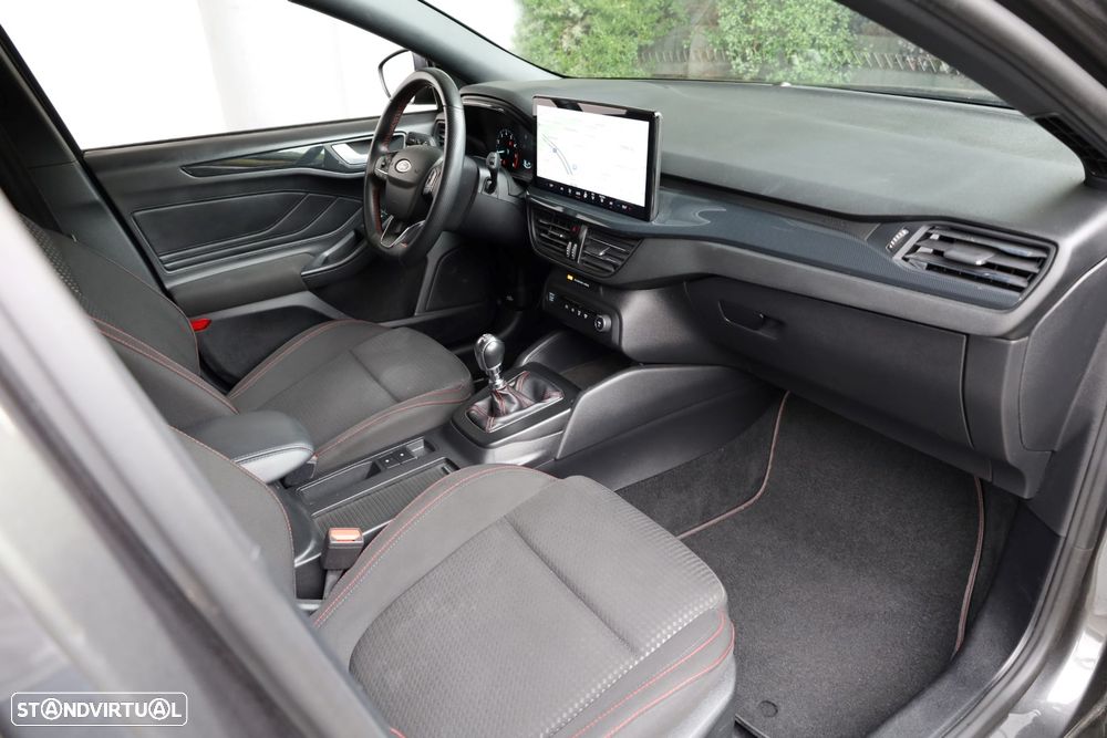 Ford Focus 1.0 EcoBoost MHEV ST-Line - 49