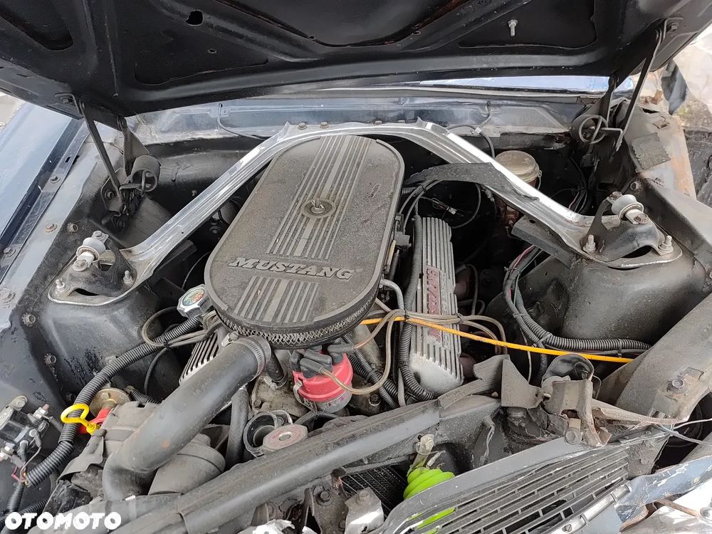 Ford Mustang - 9
