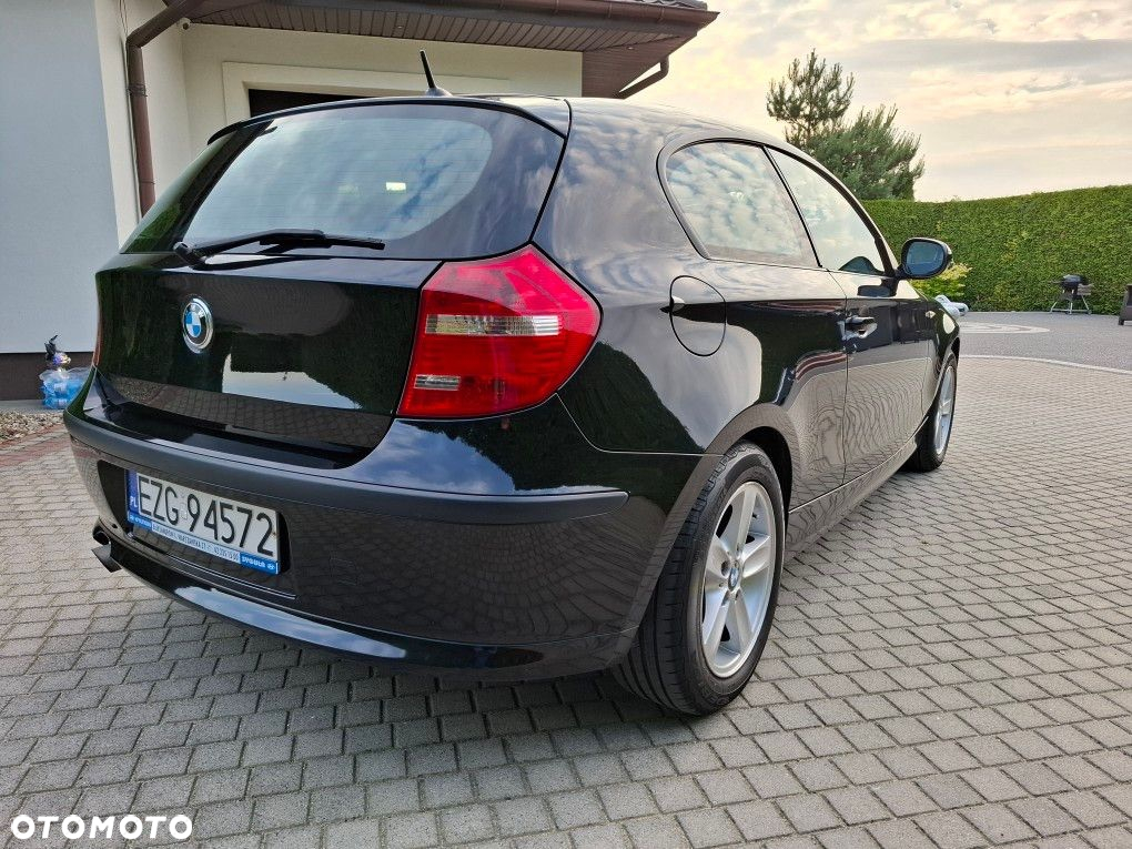 BMW Seria 1 116d - 6