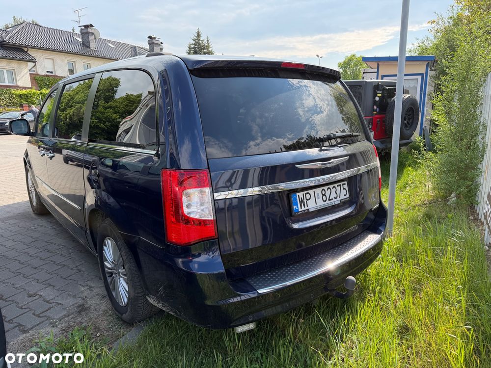 Chrysler Town & Country 3.6 Limited - 2