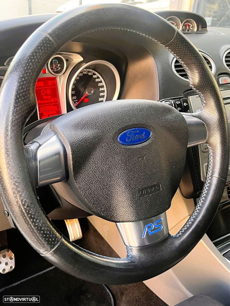 Ford Focus 2.5 T RS - 29