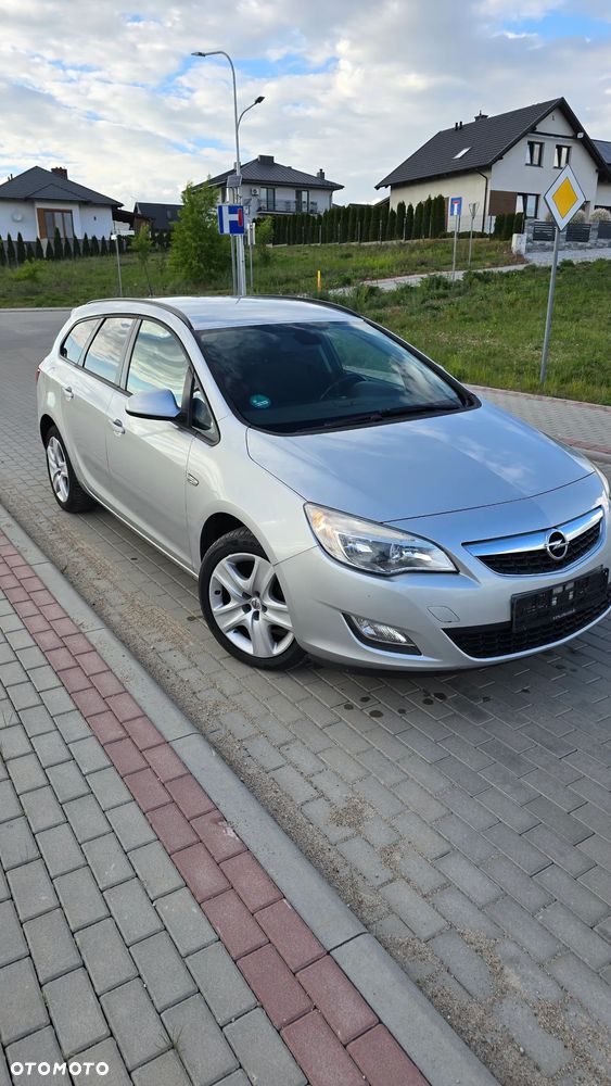 Opel Astra 1.4 Turbo Color Edition - 3
