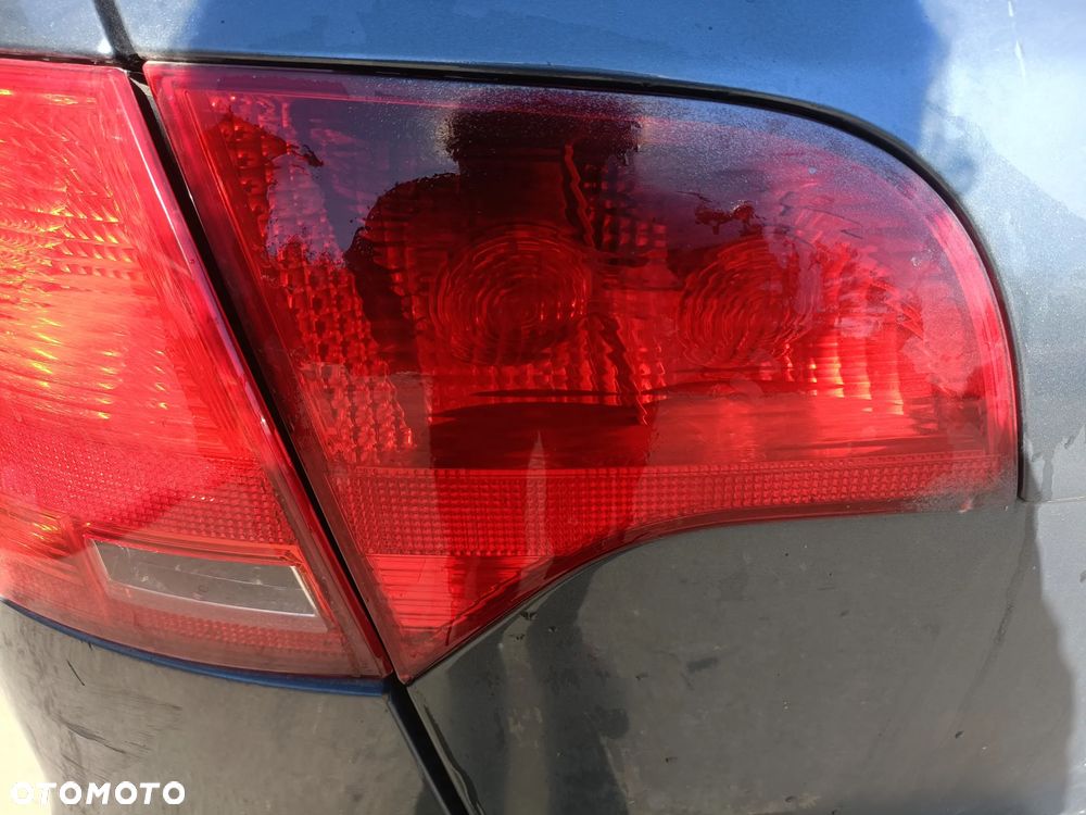 AUDI A4 III B7 04-08 2005 r. KOMBI AVANT lampa lewy tył LT w klapę EU * - 1
