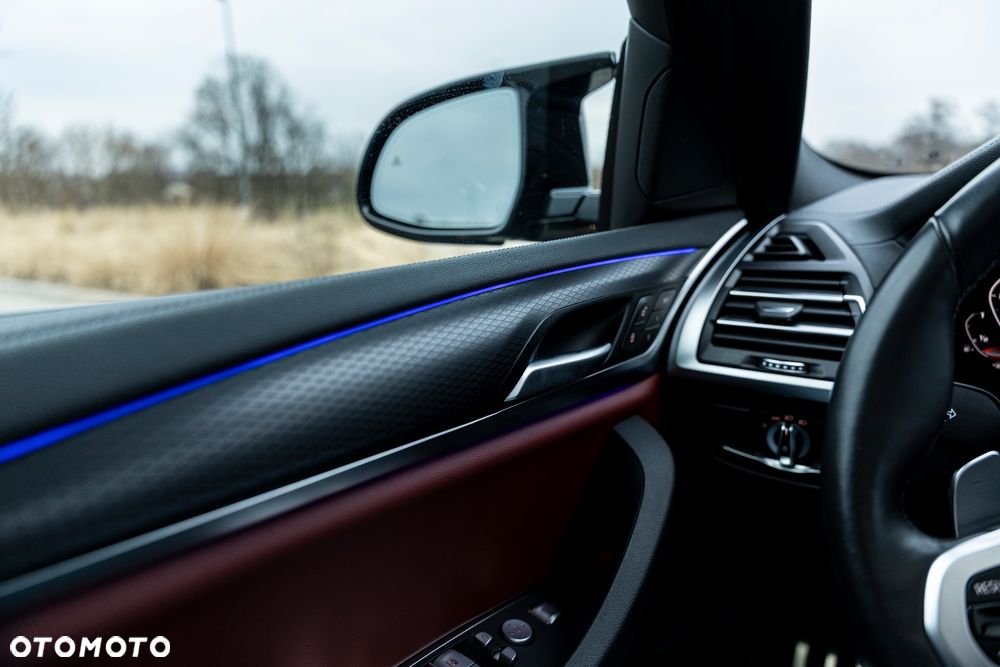 BMW X4 xM40i mHEV - 28