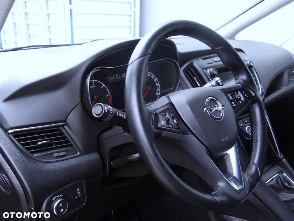 Opel Zafira 2.0 D (CDTI ecoFLEX) Start/Stop Innovation - 13