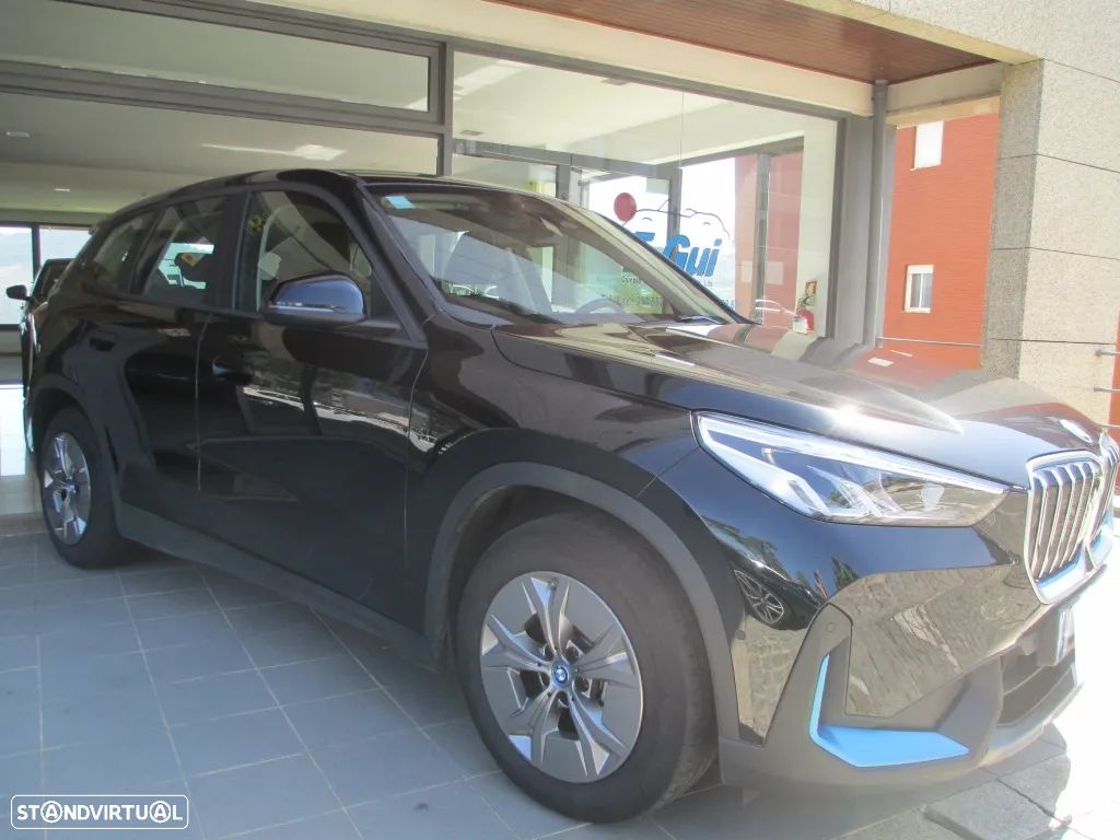 BMW iX1 xDrive30 - 1