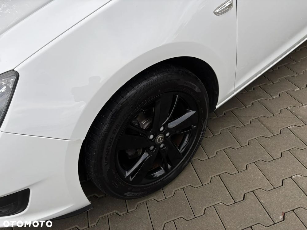Opel Astra 1.4 Turbo - 15