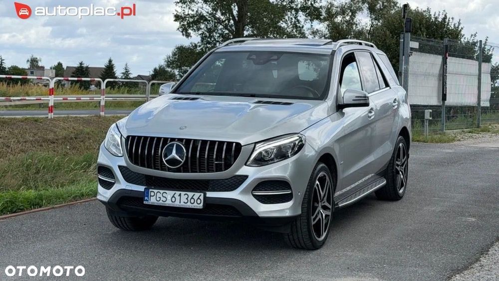 Mercedes-Benz GLE 2016