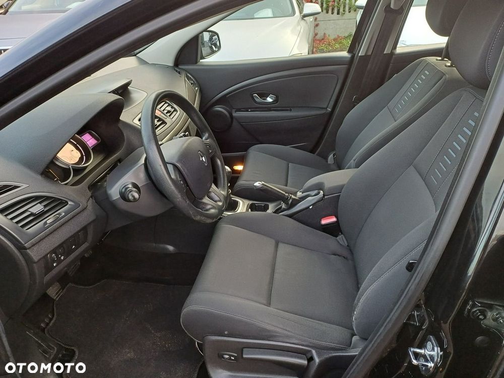 Renault Megane 1.6 16V 110 Dynamique - 15