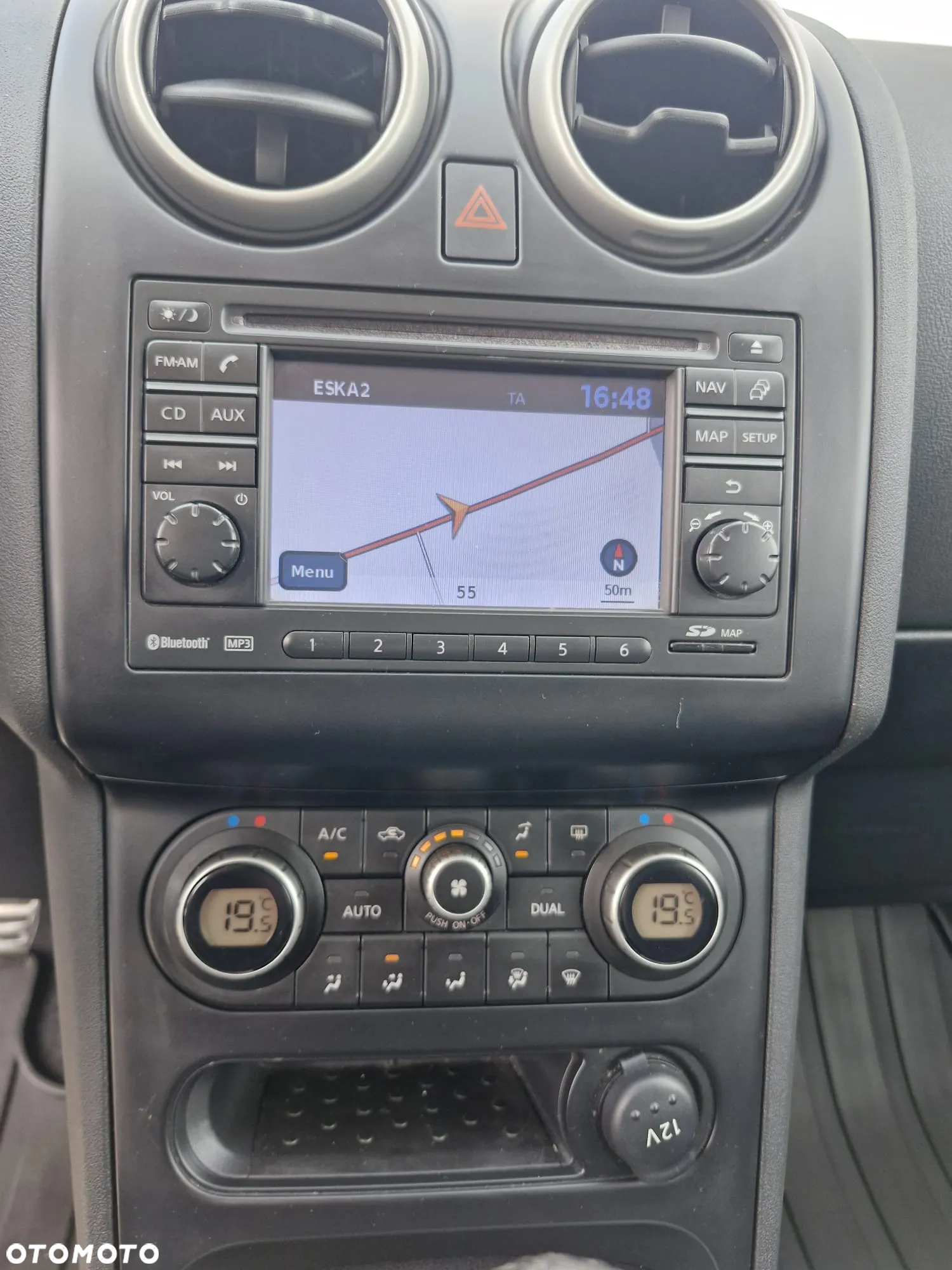 Nissan Qashqai+2 - 14