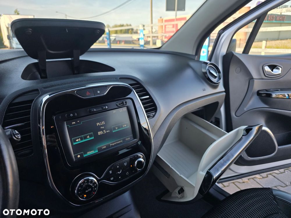 Renault Captur - 23