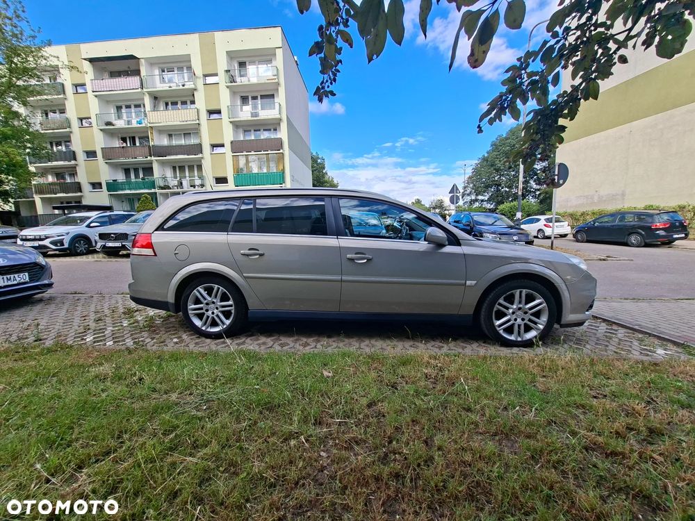 Opel Vectra 1.9 CDTI Cosmo - 6