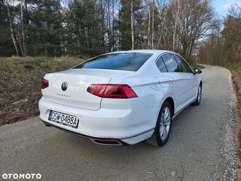 Volkswagen Passat 2.0 TSI Elegance DSG - 3