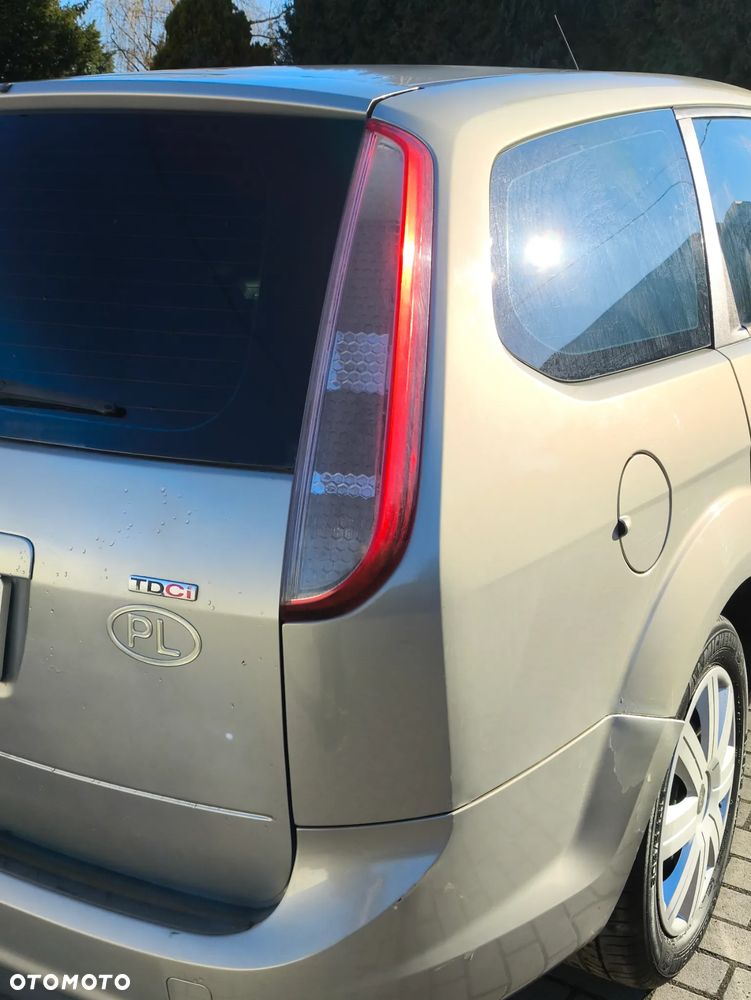 Ford Focus - 13