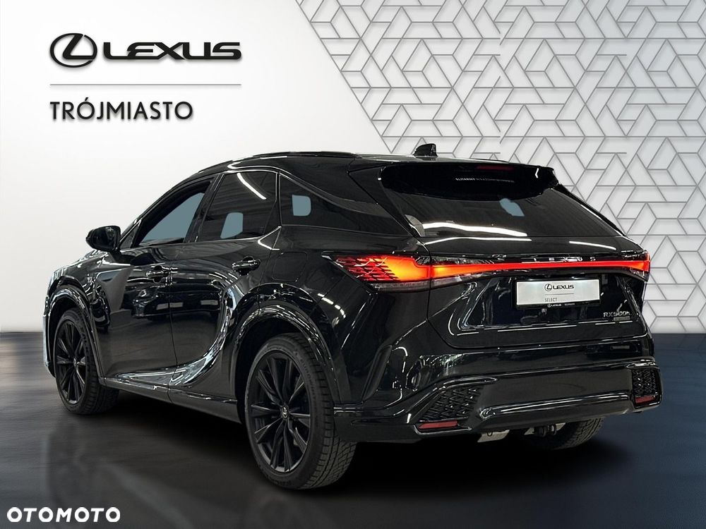 Lexus RX - 8
