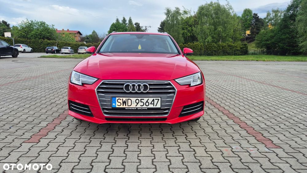 Audi A4 Avant 2.0 TDI - 1