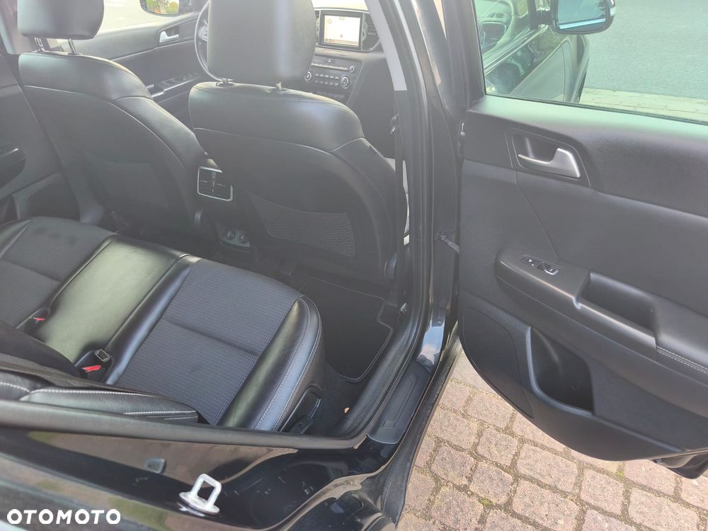 Kia Sportage 1.6 GDI Business Line 2WD - 17