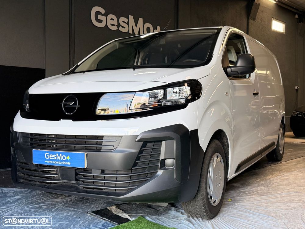 Opel Vivaro Outro - 1