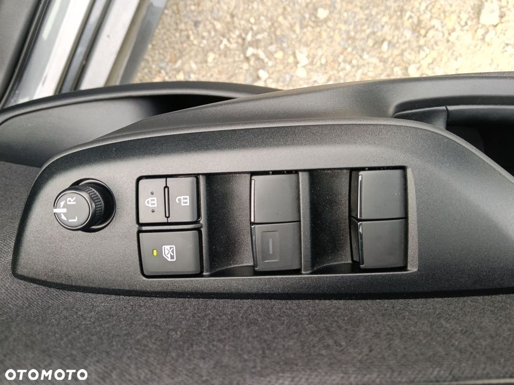 Toyota Yaris Hybrid 1.5 Style - 17