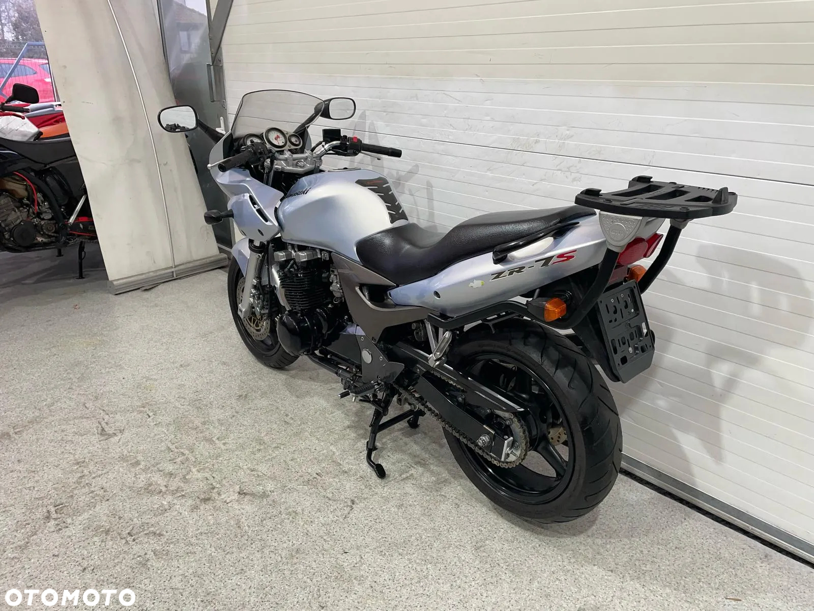 Kawasaki ZR - 3
