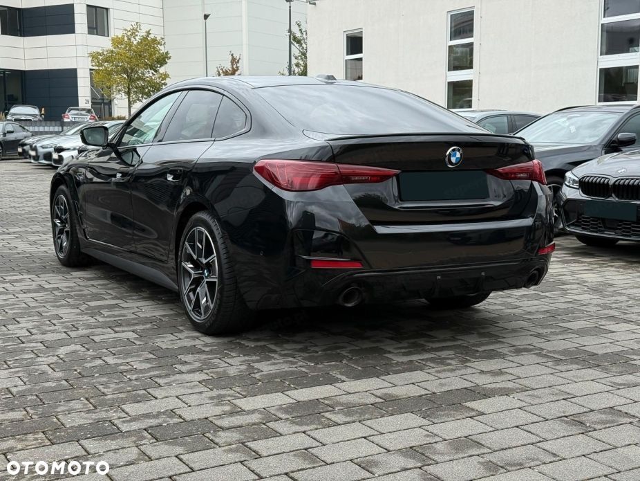 BMW Seria 4 420d xDrive mHEV M Sport - 3