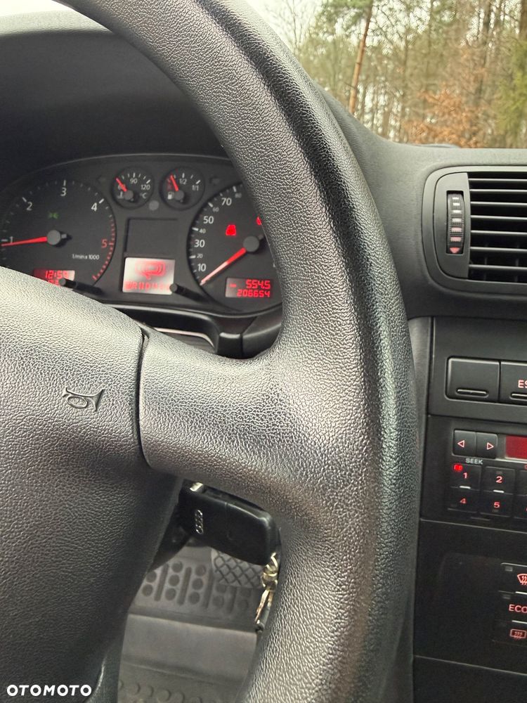 Audi A3 Sportback 1.9 TDI Attraction Tiptronic - 22