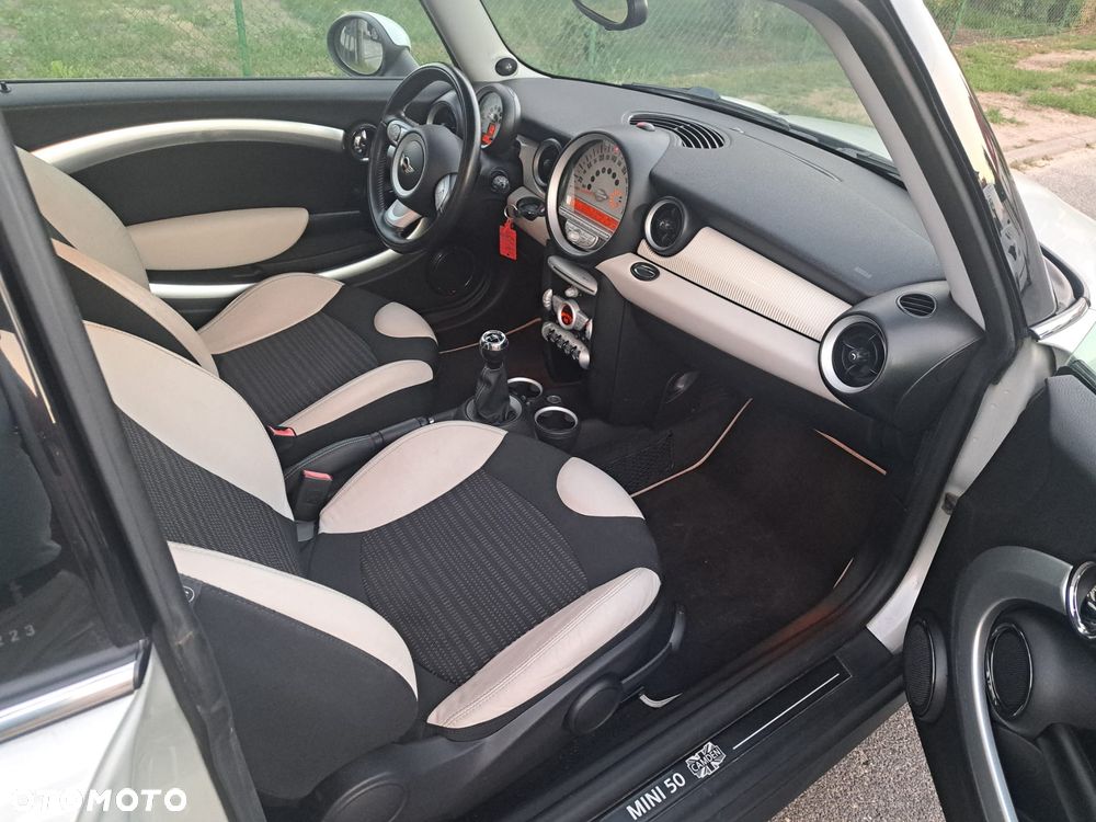 MINI Cooper D - 6