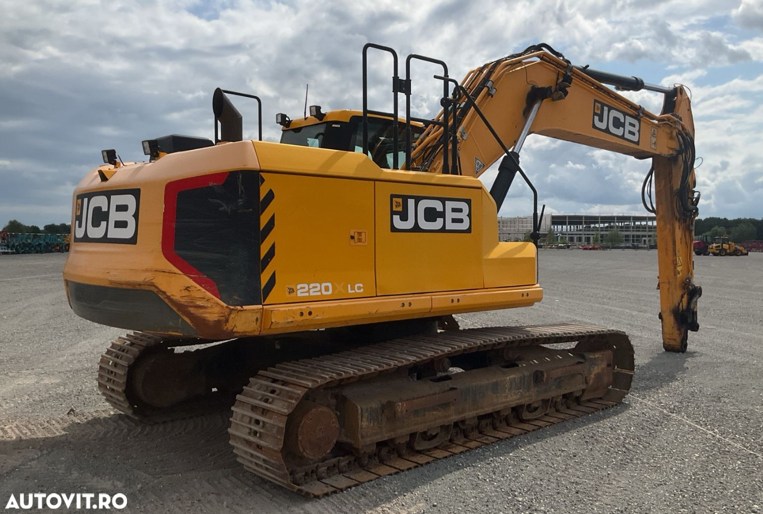 JCB 220XL-L-4F Excavator - 4