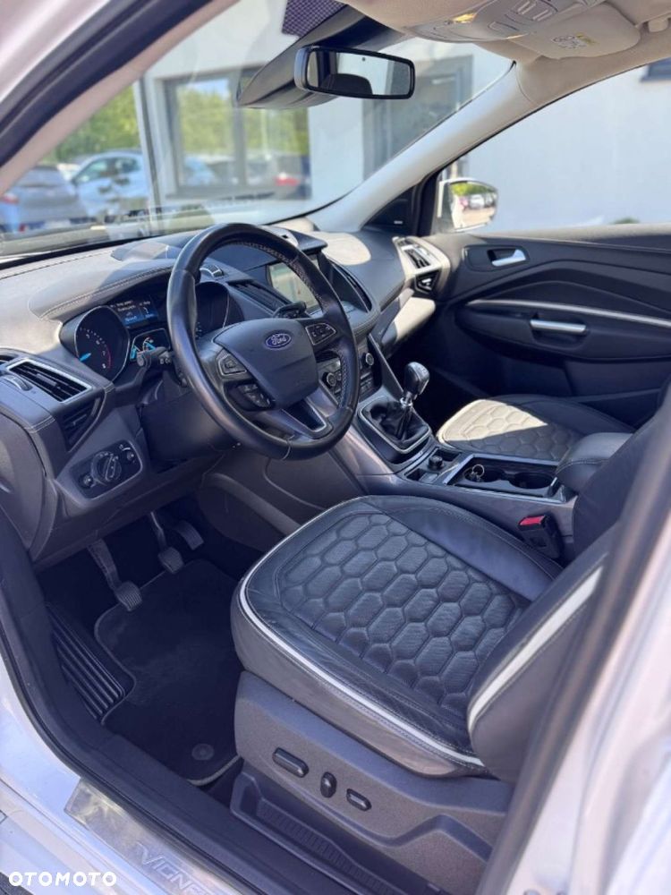 Ford Kuga - 15