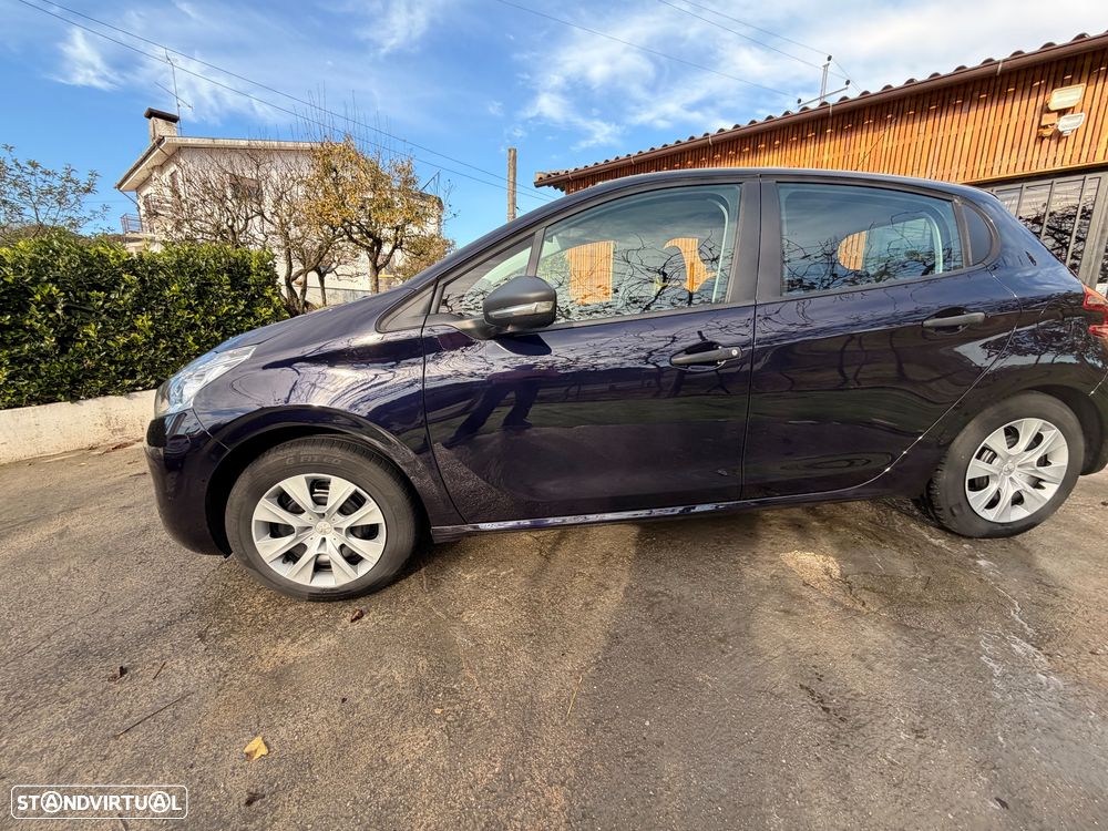 Peugeot 208 1.2 VTi SE Style - 3