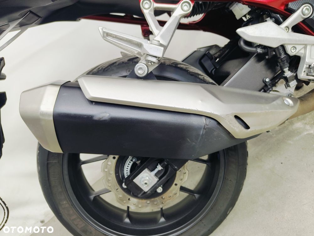 Honda Hornet - 10