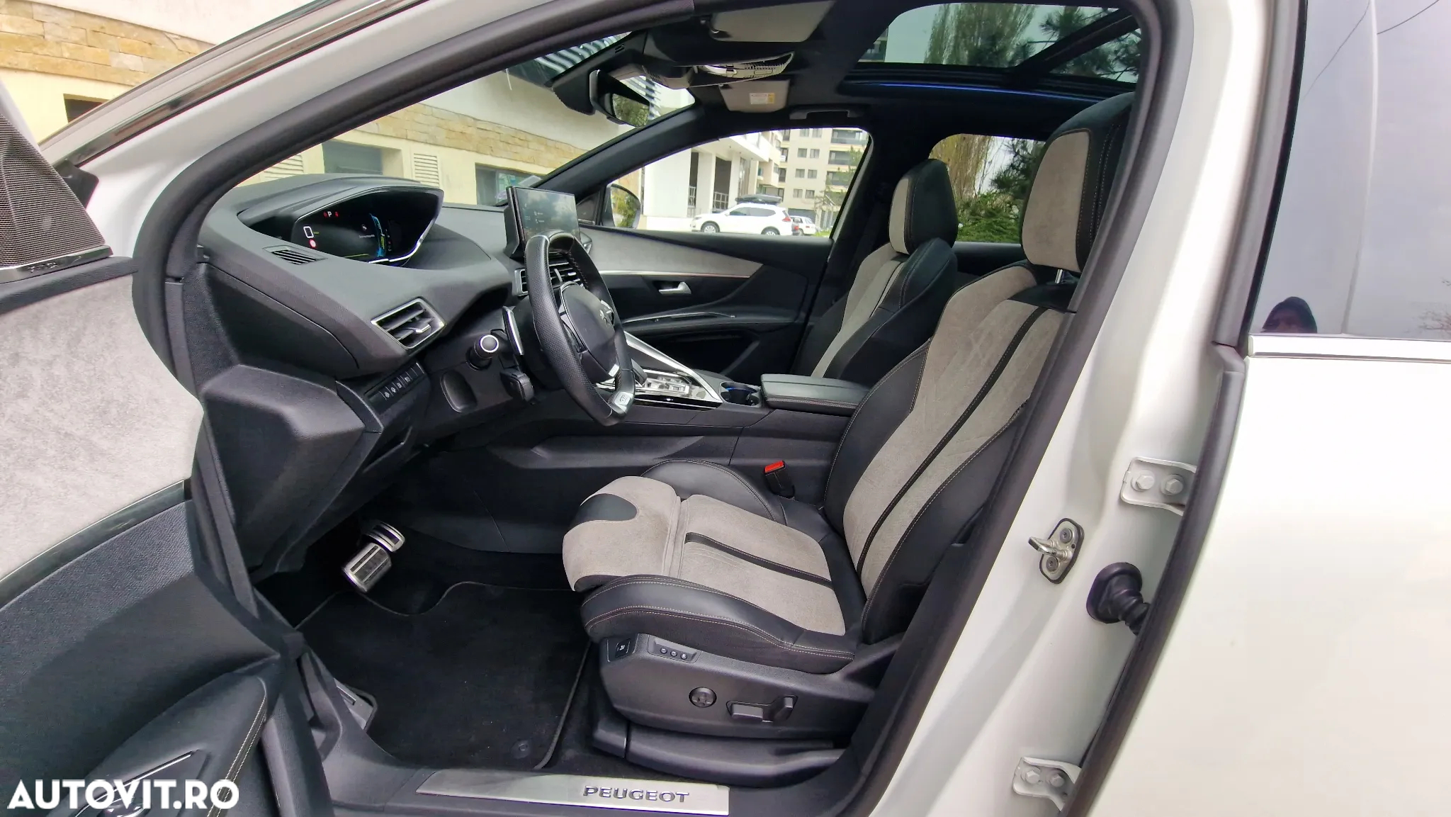 Peugeot 3008 PHEV EAT8 GT Pack - 23