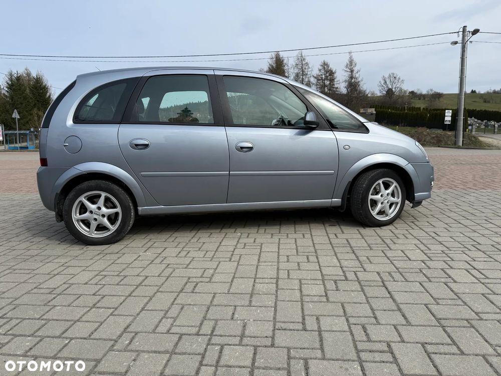 Opel Meriva 1.6 16V - 8