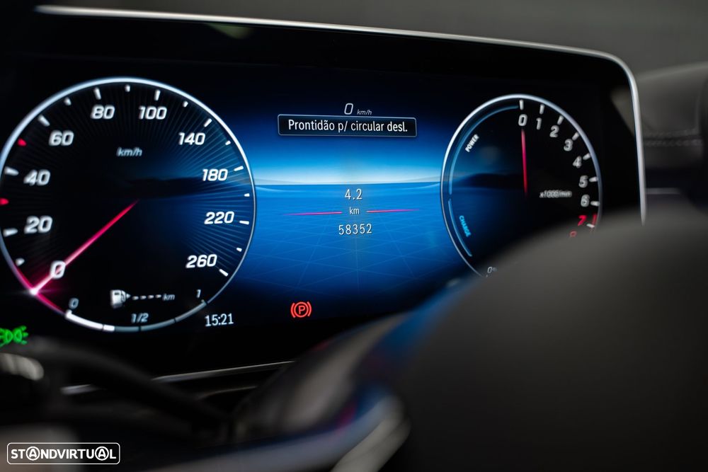 Mercedes-Benz C 300 e 9G-TRONIC AMG Line Advanced - 23