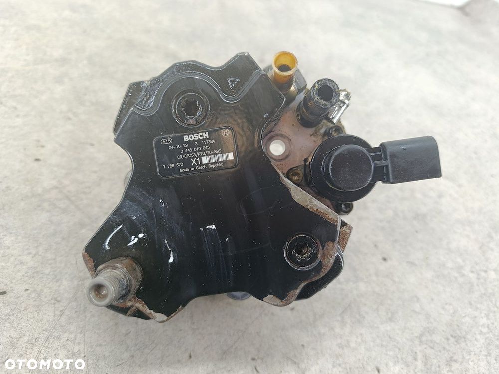 POMPA WTRYSKOWA BMW 3 E46 FL 7788670 0445010045  BOSCH 2.0 D 320d - 1