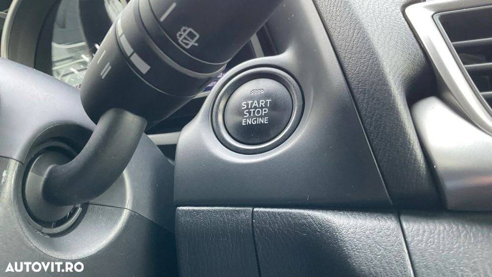 Mazda 3 G120 Attraction - 16