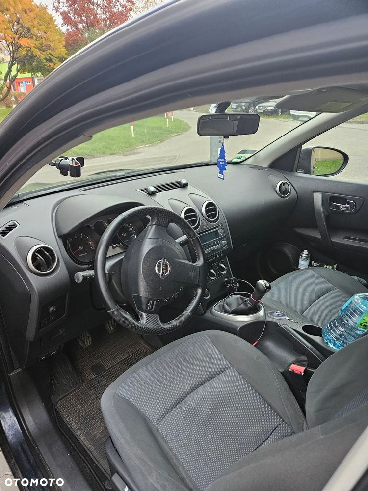 Nissan Qashqai 1.6 Visia - 6