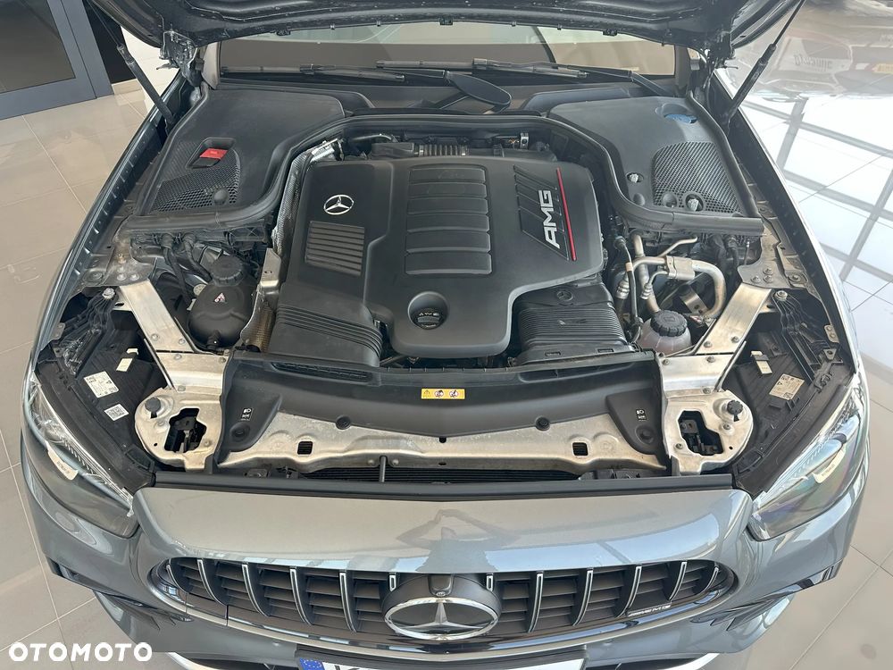 Mercedes-Benz Klasa E AMG 53 4-Matic+ - 13