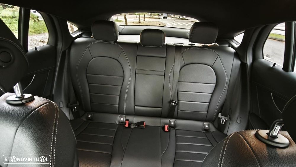 Mercedes-Benz GLC 300 de Coupe 4Matic 9G-TRONIC Exclusive - 44