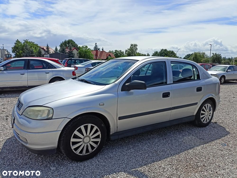 Opel Astra - 1