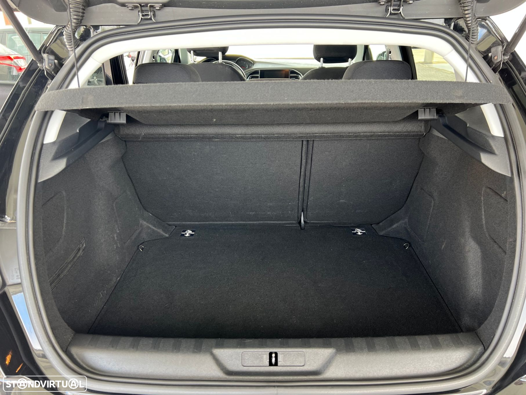 Peugeot 308 1.5 BlueHDi Style - 22