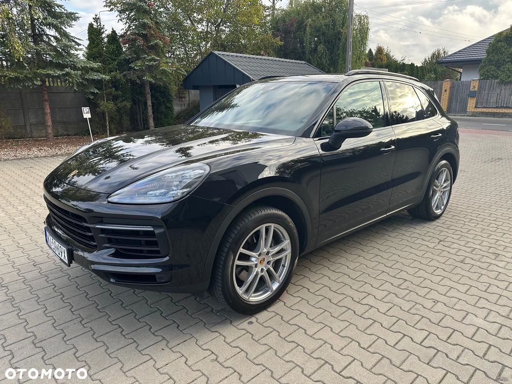Porsche Cayenne Standard - 1