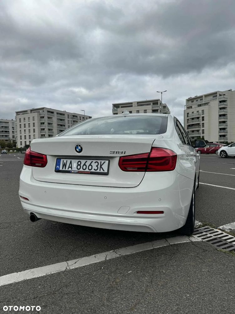 BMW Seria 3 318i Sport Line - 15