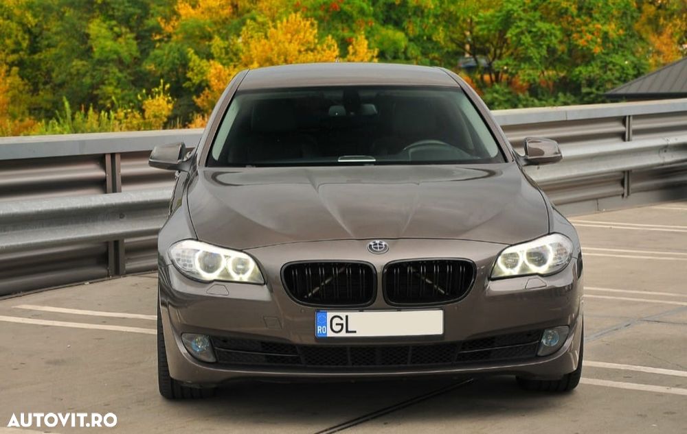 BMW Seria 5 525d xDrive Aut. - 5