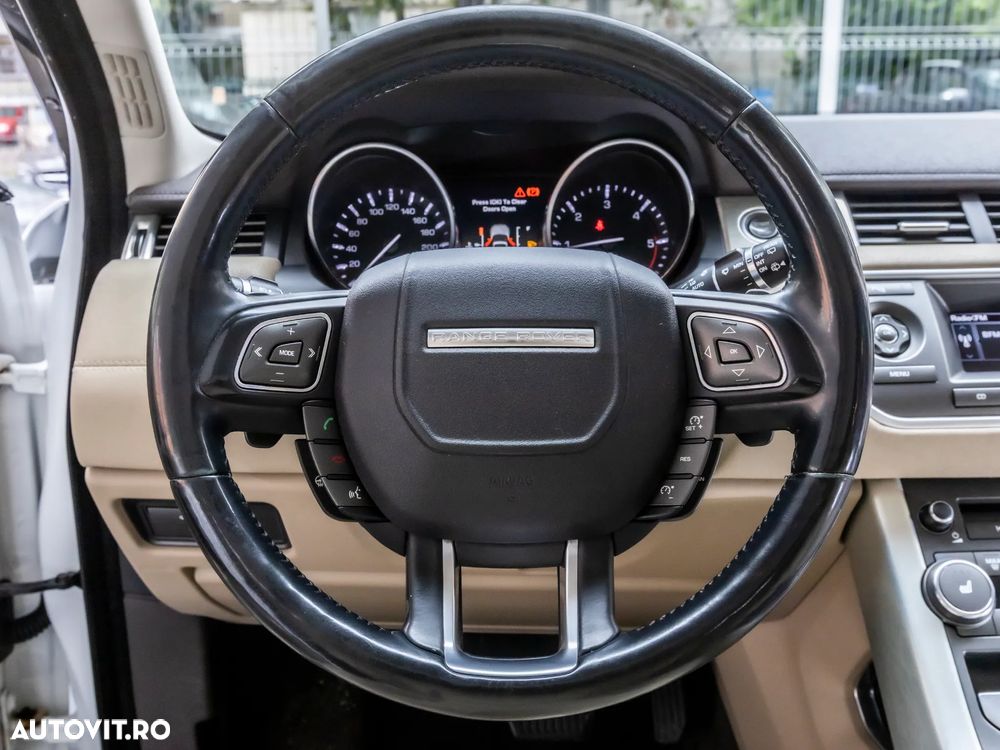 Land Rover Range Rover Evoque - 16