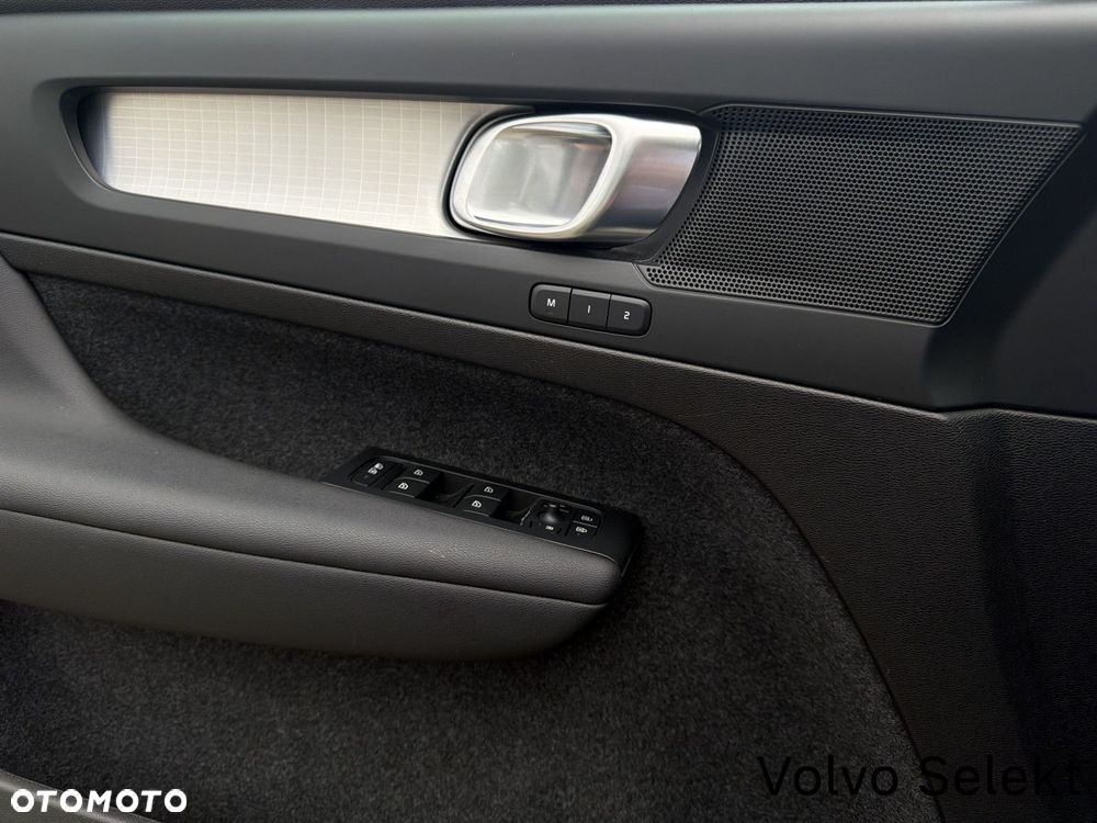 Volvo XC 40 - 26